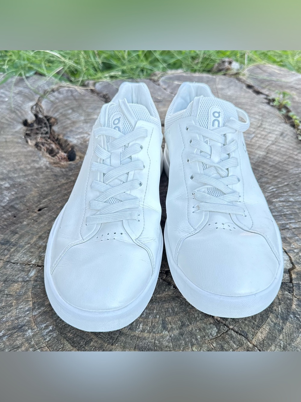 On The Roger White Sneakers mens shoes size 8.5